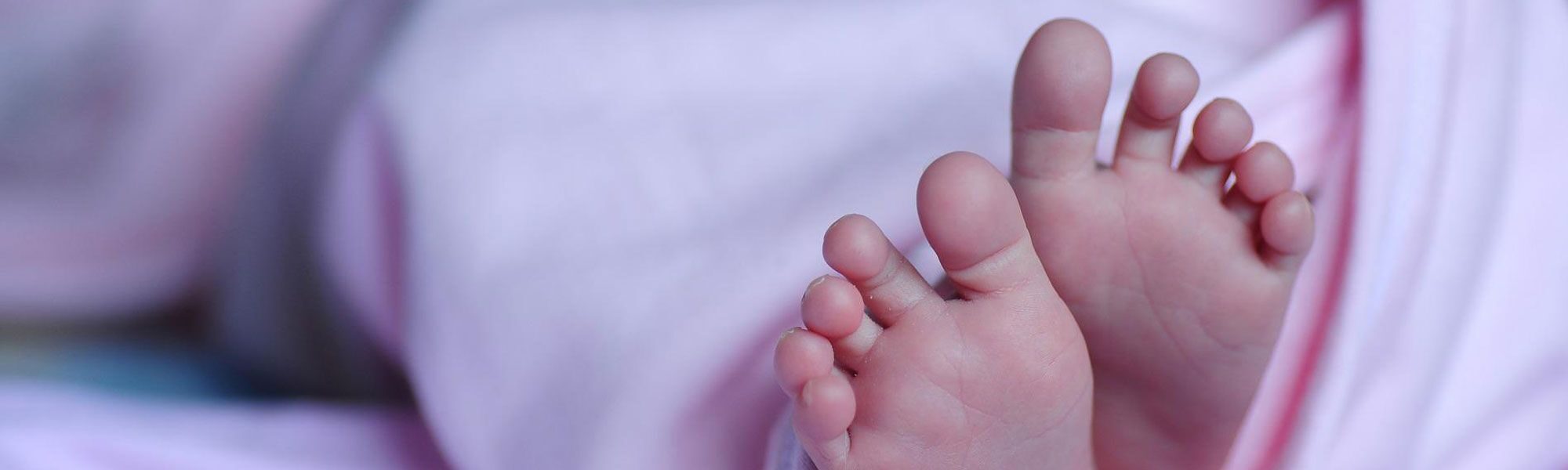 naissance pieds de bébé