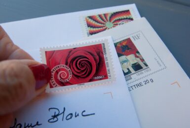 timbres enveloppe coller